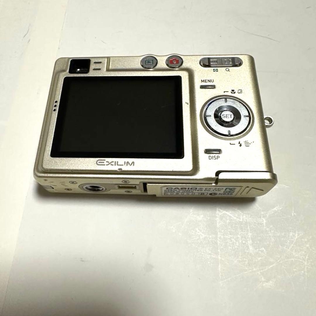 デジタルカメラ CASIO EX-Z40