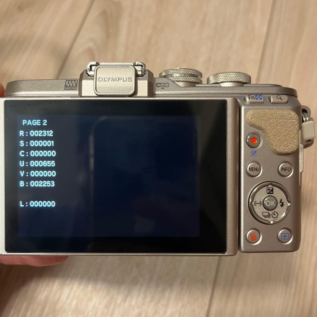 OLYMPUS E-PL8 EZ ダブルズームキット WHITE