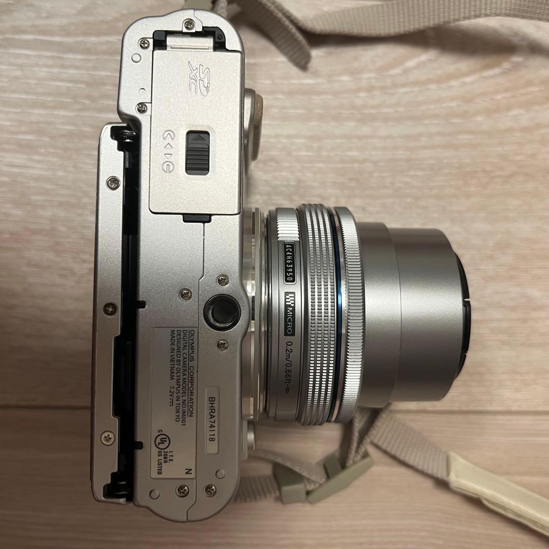 OLYMPUS E-PL8 EZ ダブルズームキット WHITE