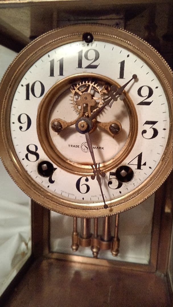 アンティーク ネジ巻式　振り子 置き時計