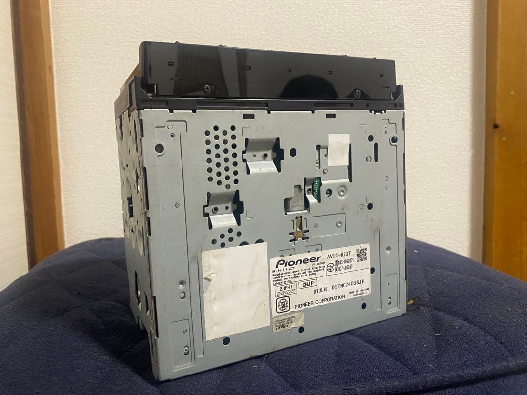 カーナビ carrozzeria AVIC-RZ07