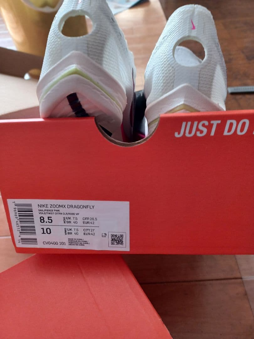 値下げしました NIKE ZOOMX DRAGONFLY 8.5　26.5㎝