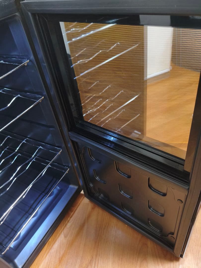 コンポジット製 a05394 18本 24L ワインセラー ワインクーラー