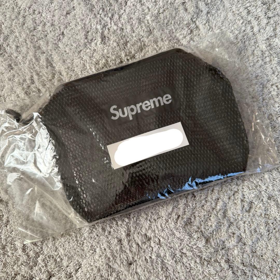 新品★正規品♡Supreme メッシュポーチ　ブラック