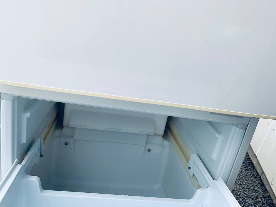 ♦AQUA ノンフロン冷凍冷蔵庫【2015年製】AQR-18D