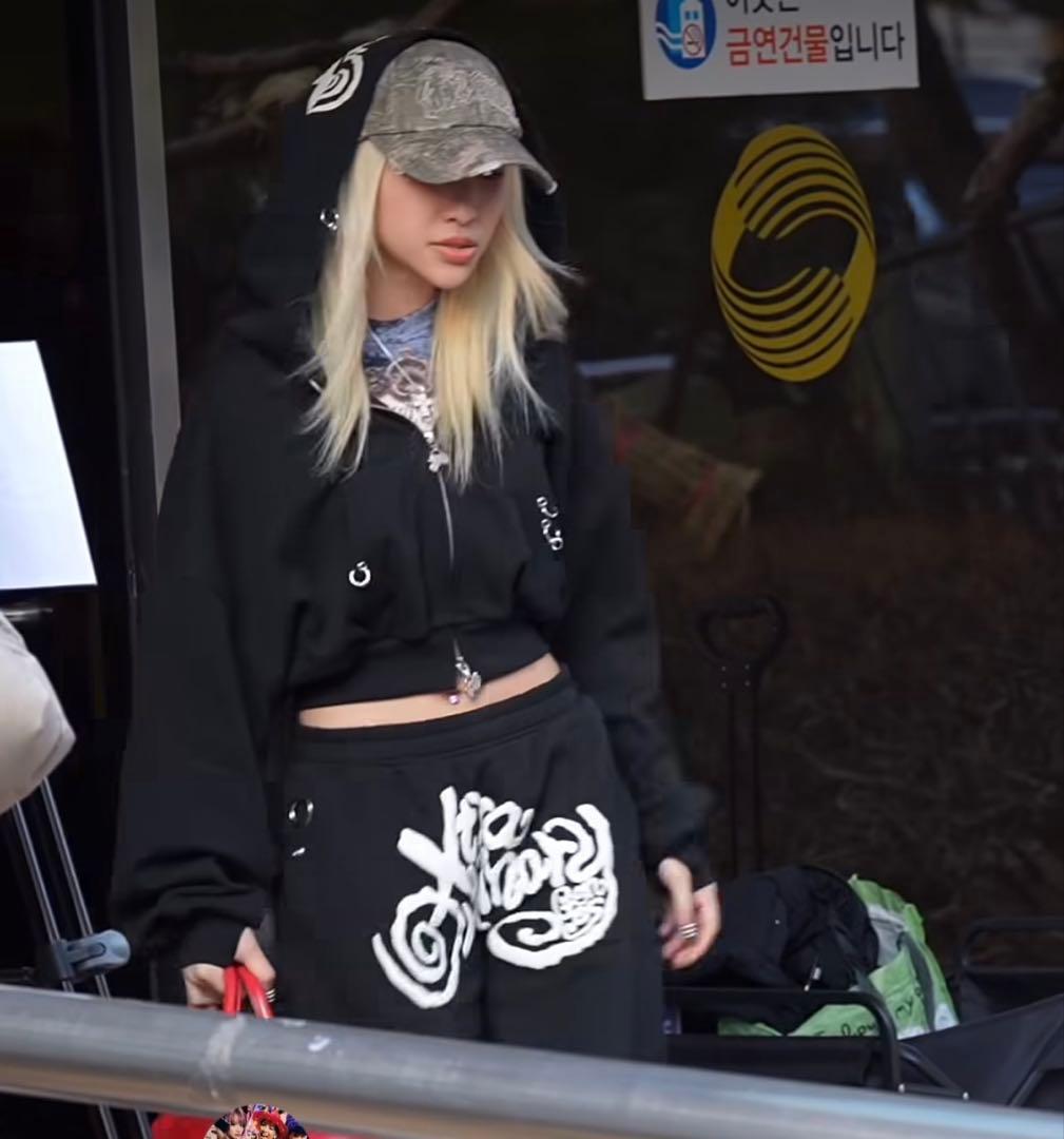 Xtra Ordinary Cropped Zip Hoodie Lサイズ　XG