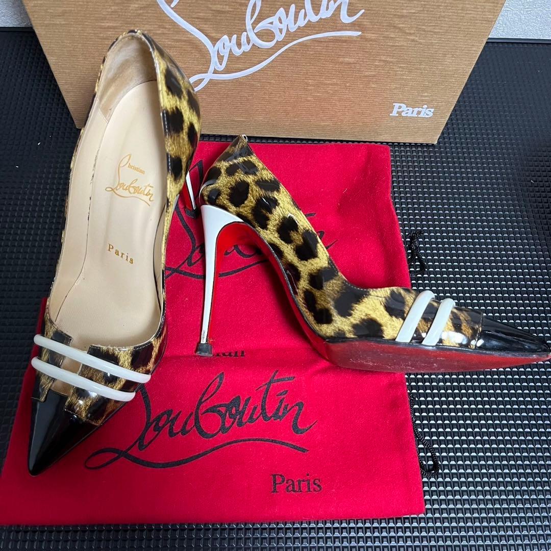 クリスチャンルブタン　豹柄　レオパード　パテント　白　ハイヒール　35 美品