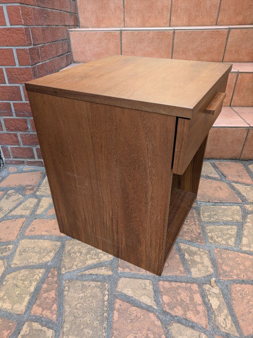 ACTUS アクタス ナイトテーブル ベッドサイドテーブル　ウォールナット