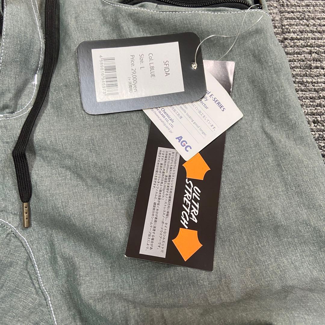 新品・未使用⭐️WACON ワコン　スノボウェア　スキーウェア　上下セット　L