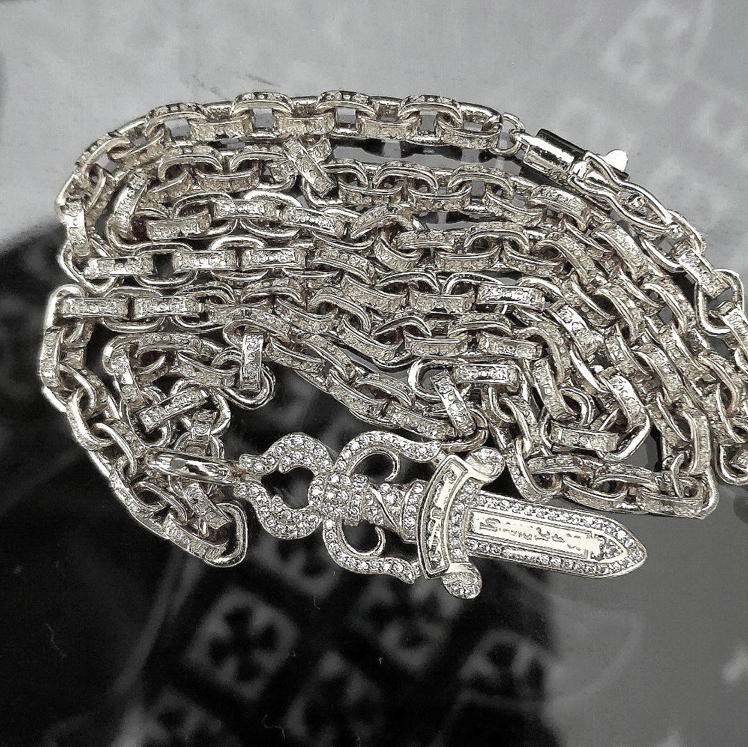 超豪華 18K WG 仕様 ダガー パヴェ ペンダント & ペーパーチェーン