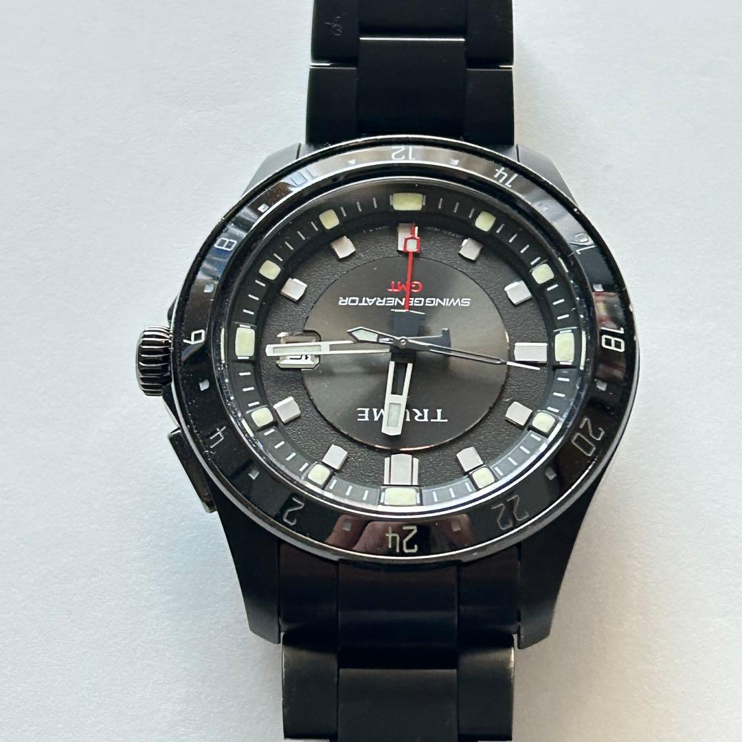 トゥルームキネティック腕時計