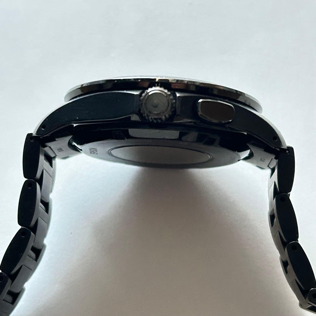 トゥルームキネティック腕時計