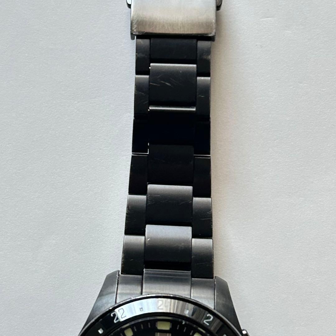 トゥルームキネティック腕時計