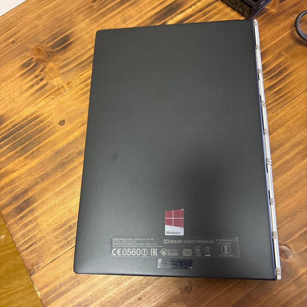 Windowsノート本体 Lenovo yogaBook Windows11 office2021