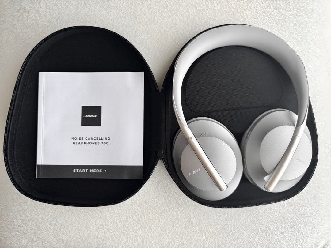 Bose Noise Cancelling ヘッドホン 700 シルバー