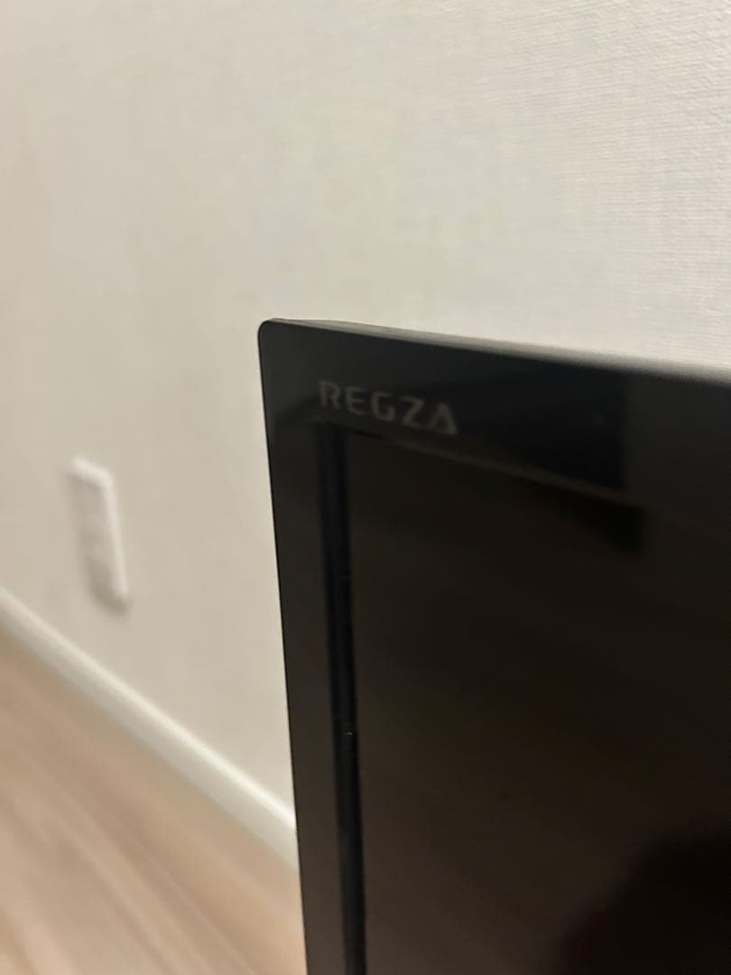 TOSHIBA REGZA 液晶テレビ　32インチ
