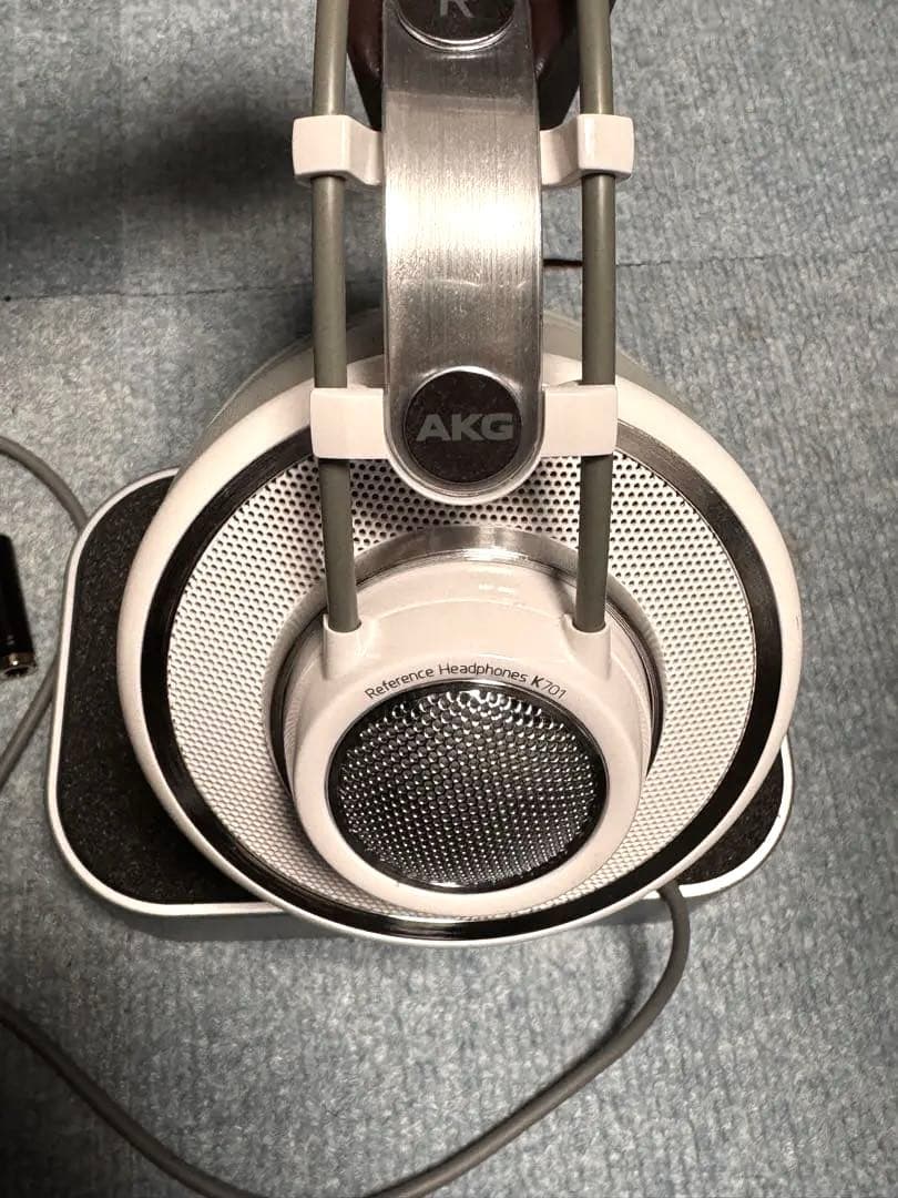 AKG K701 オープンバックヘッドフォン