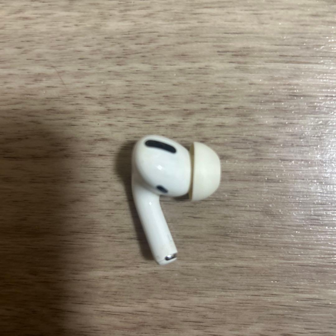 AirPods 左耳