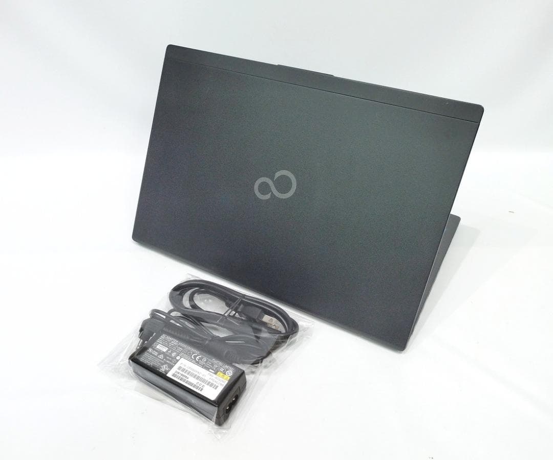 薄型軽量 LTE 富士通 U939/B 8世代 i5 4GB カメラ Win11