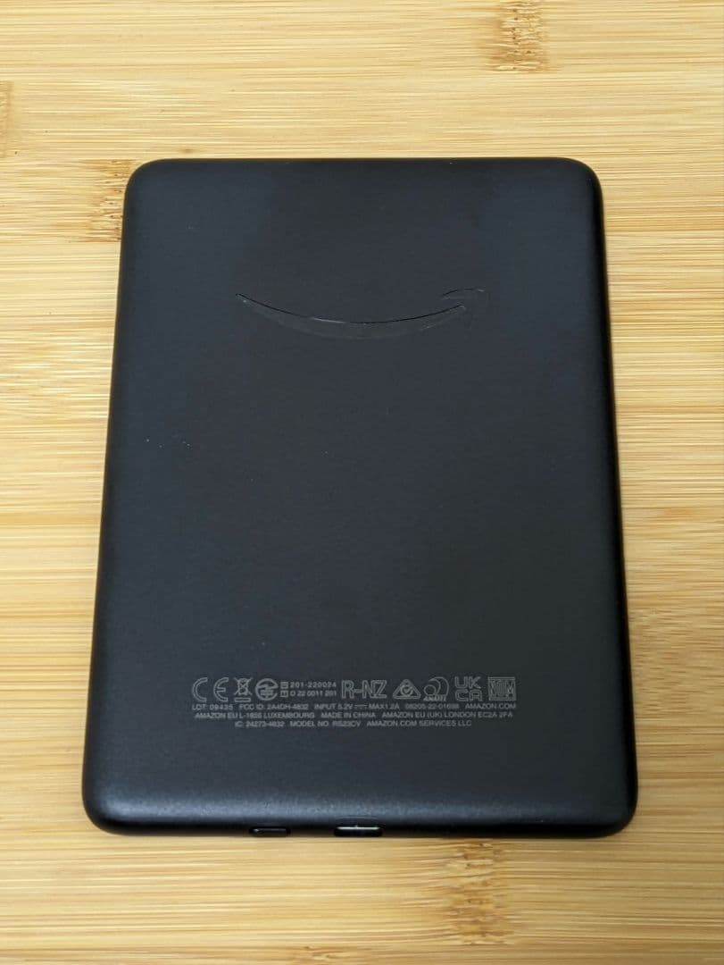 New Kindle 無印 11世代 2024年版 16GB 純正カバー付き