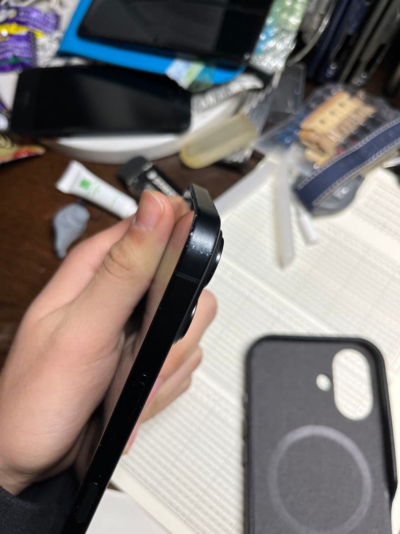 ★：*。　iPhone16 128GB ブラック　動作正常