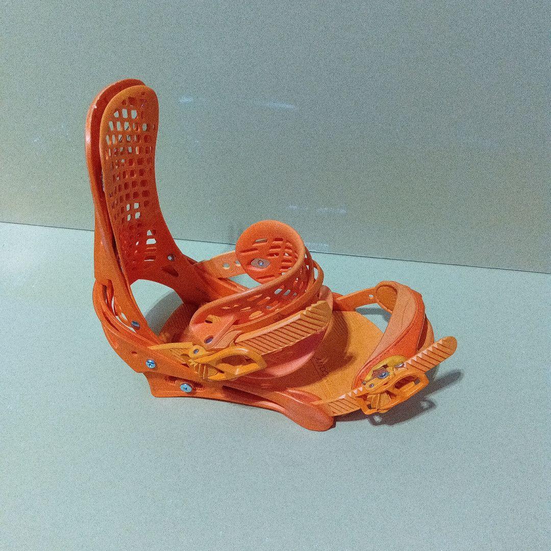 BURTONジェネシス スノーボードビンディング オレンジ