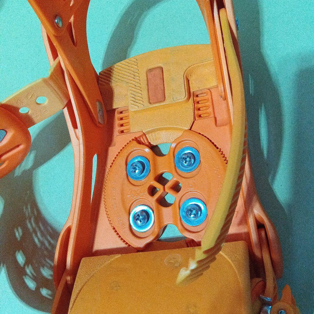 BURTONジェネシス スノーボードビンディング オレンジ