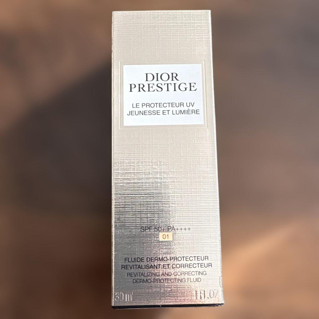 Dior プレステージ ル プロテクターUV ルミエール01 30ml 新品