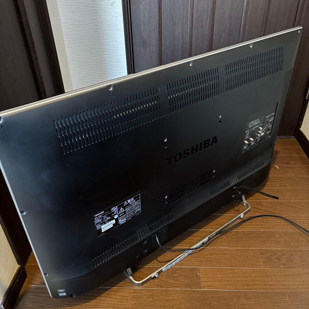 3D対応　TOSHIBA REGZA デジタルハイビジョン液晶テレビ　42Z8