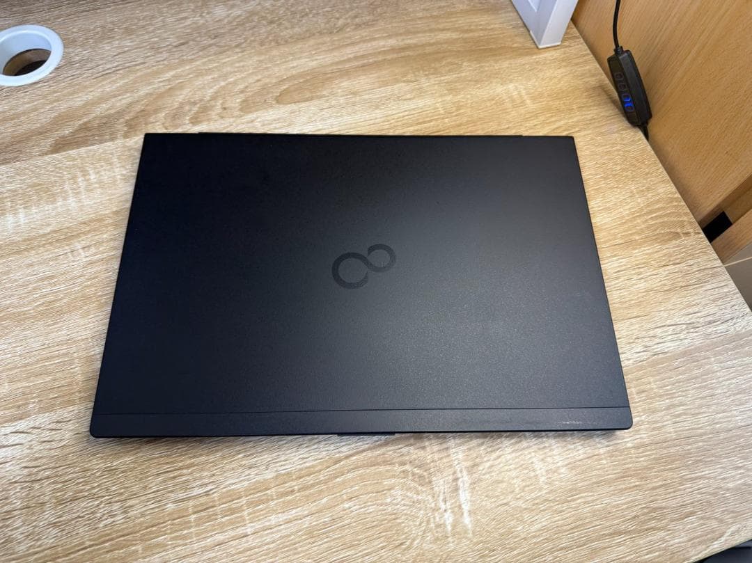 美品 富士通 第8世代 i5 8GB SSD256GB Office2021付き