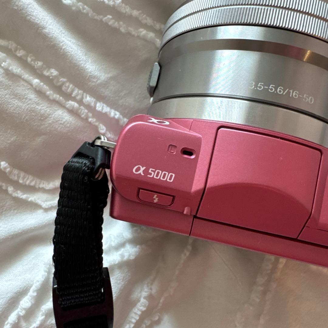 Sony α5000 ピンク 16-50mmレンズ付き