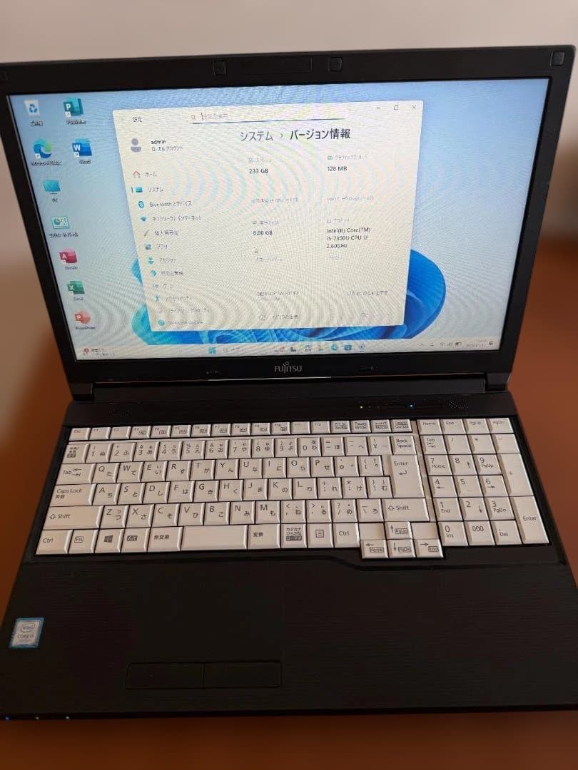 Windowsノート本体 Fujitsu LIFEBOOKi5-7300U/8G/250G