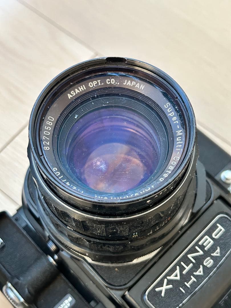 PENTAX 67 動作未確認　ジャンク品扱い　木製グリップ付き