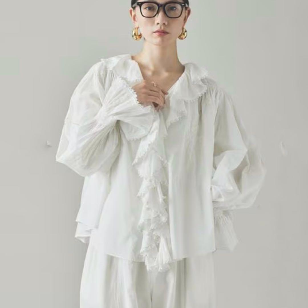 Curensology タグ付未使用✨2025AW ラッフルレースブラウス