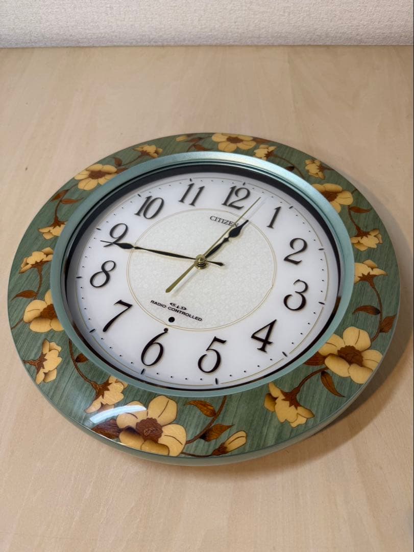 CITIZEN プリュマージュ　象嵌　花柄 掛時計 電波時計