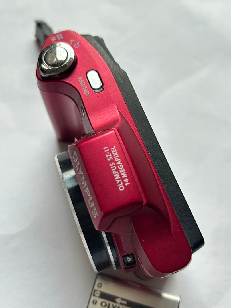 OLYMPUS オリンパス SZ-11 コンパクトデジタルカメラ レッド