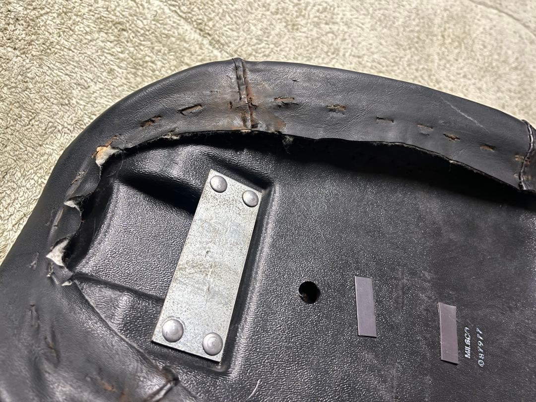 スポーツスター　XL1200S 純正シート　ハーレー