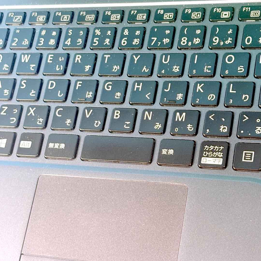 超薄型軽量☆メモリ8GB・SSDで快速★指紋認証★Win11☆ノートパソコン