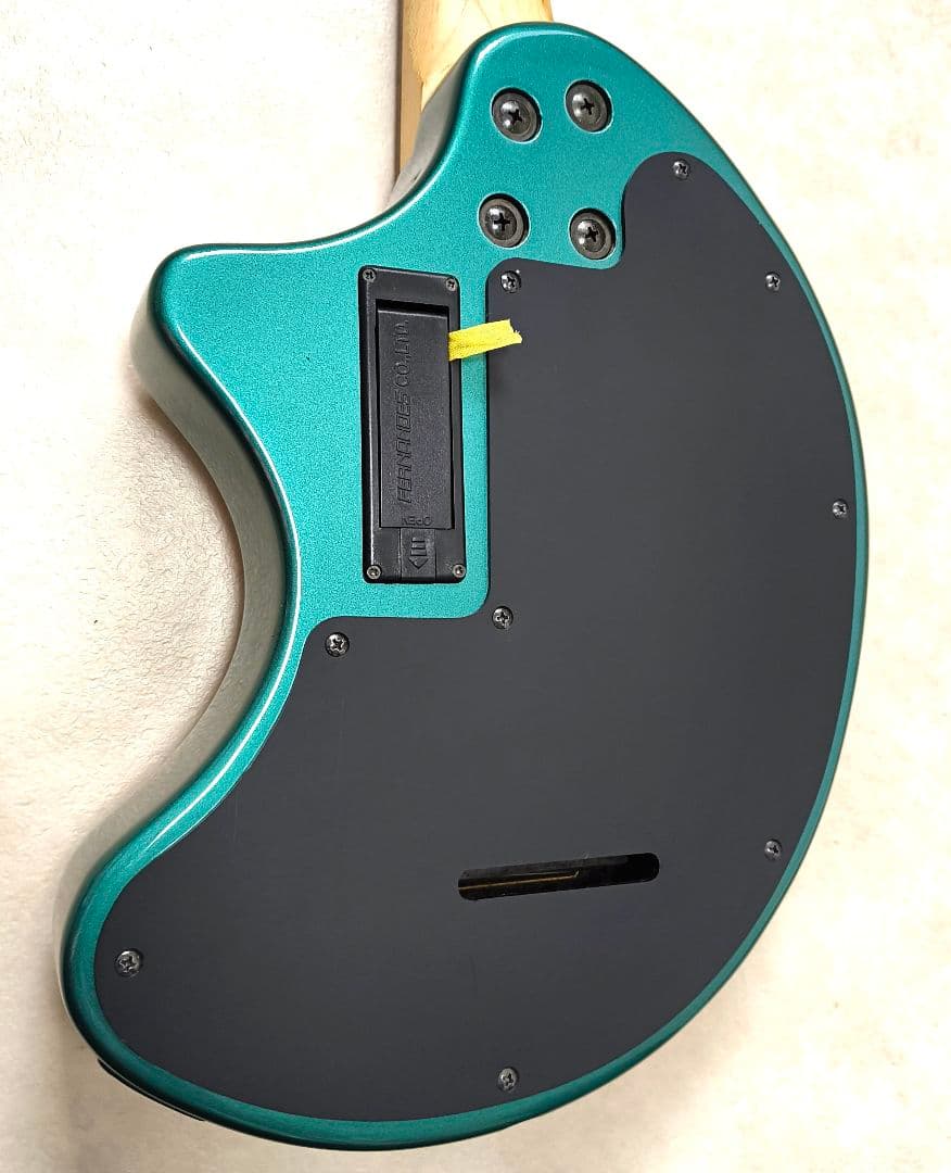 【美品】ZO-3 芸達者 MG ターコイズ アンプ内蔵ミニギター 専用ケース付き