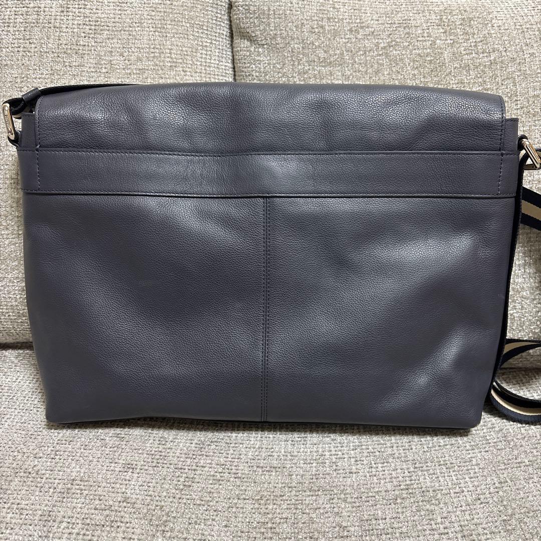 COACH ネイビー 紺 レザー メッセンジャーバッグ ショルダーバッグ