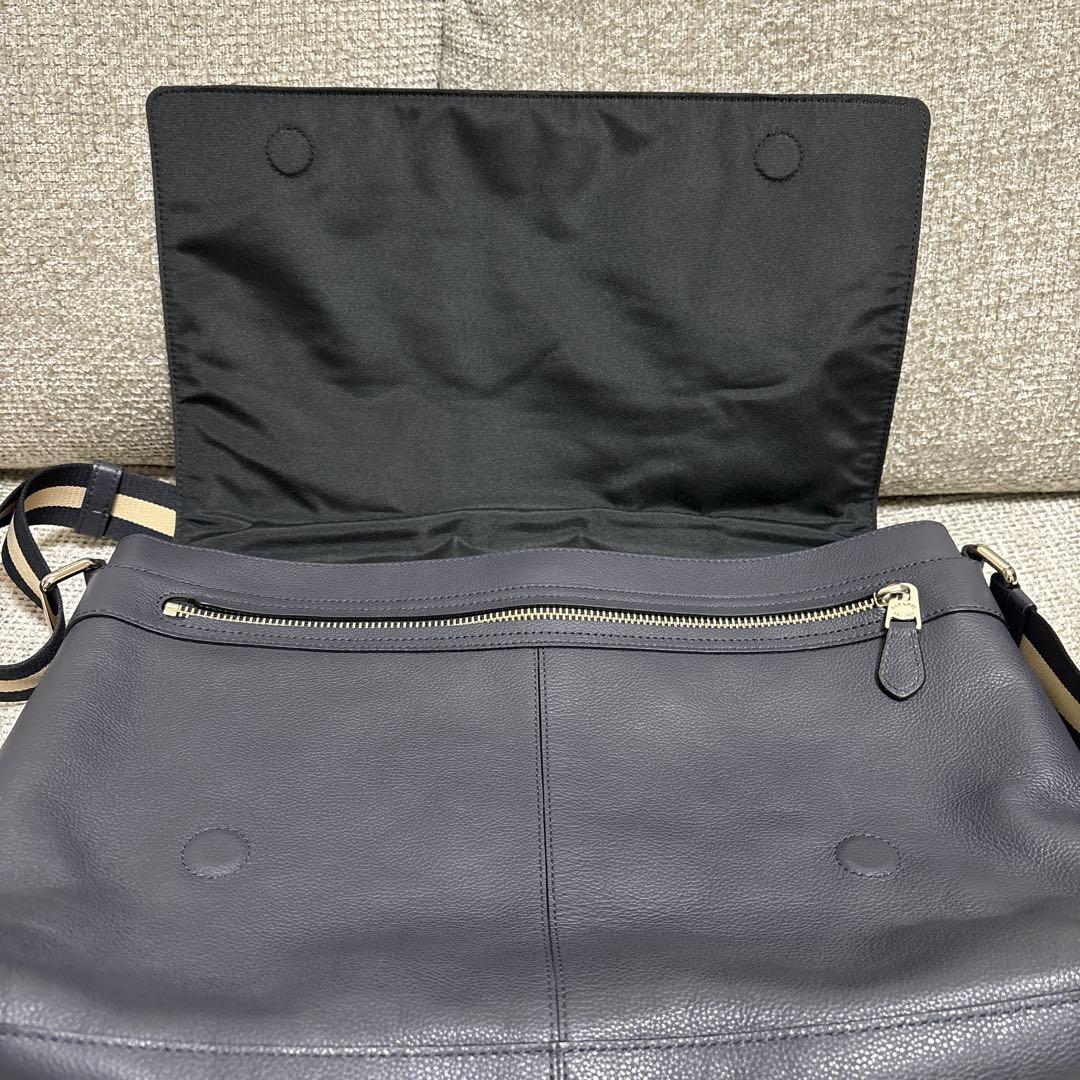 COACH ネイビー 紺 レザー メッセンジャーバッグ ショルダーバッグ