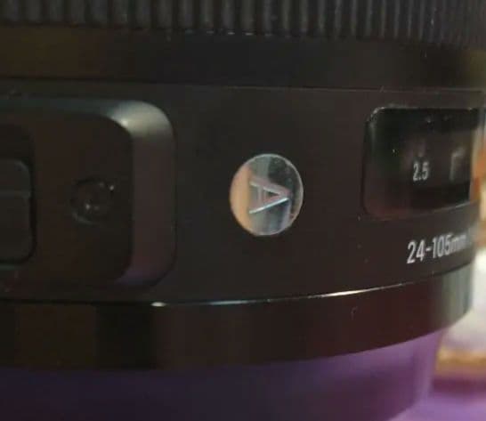 SIGMA 24-105mm f4 1:4 DG　フルサイズ　Art