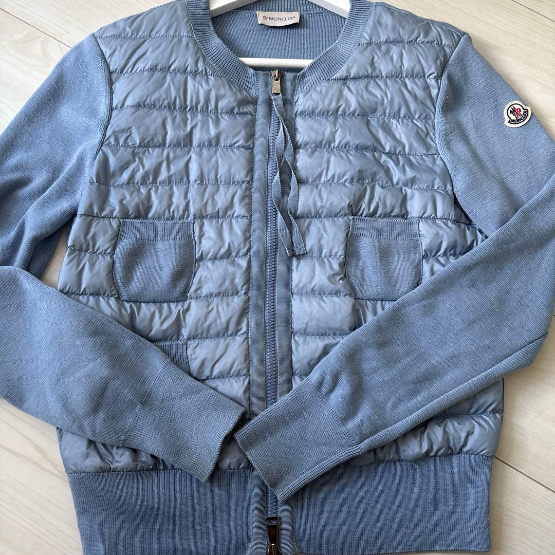 限定色　MONCLER ポケット ニットカーディガン　パステルブルー