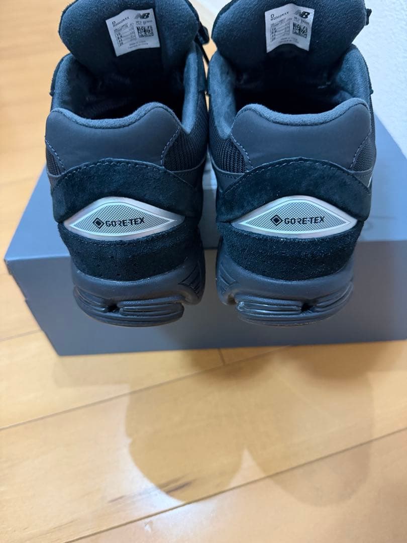 ニューバランスM2002R XXサイズ28cmブラック、ゴアテックス