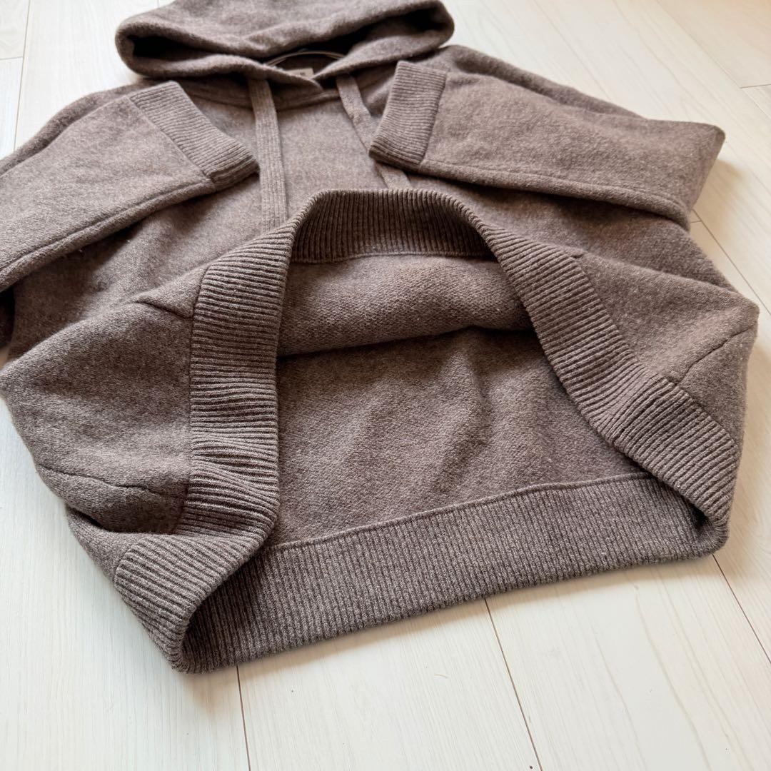 美品・完売品✨ドゥーズィエムクラス　Knitted フーディー　ニット　ブラウン