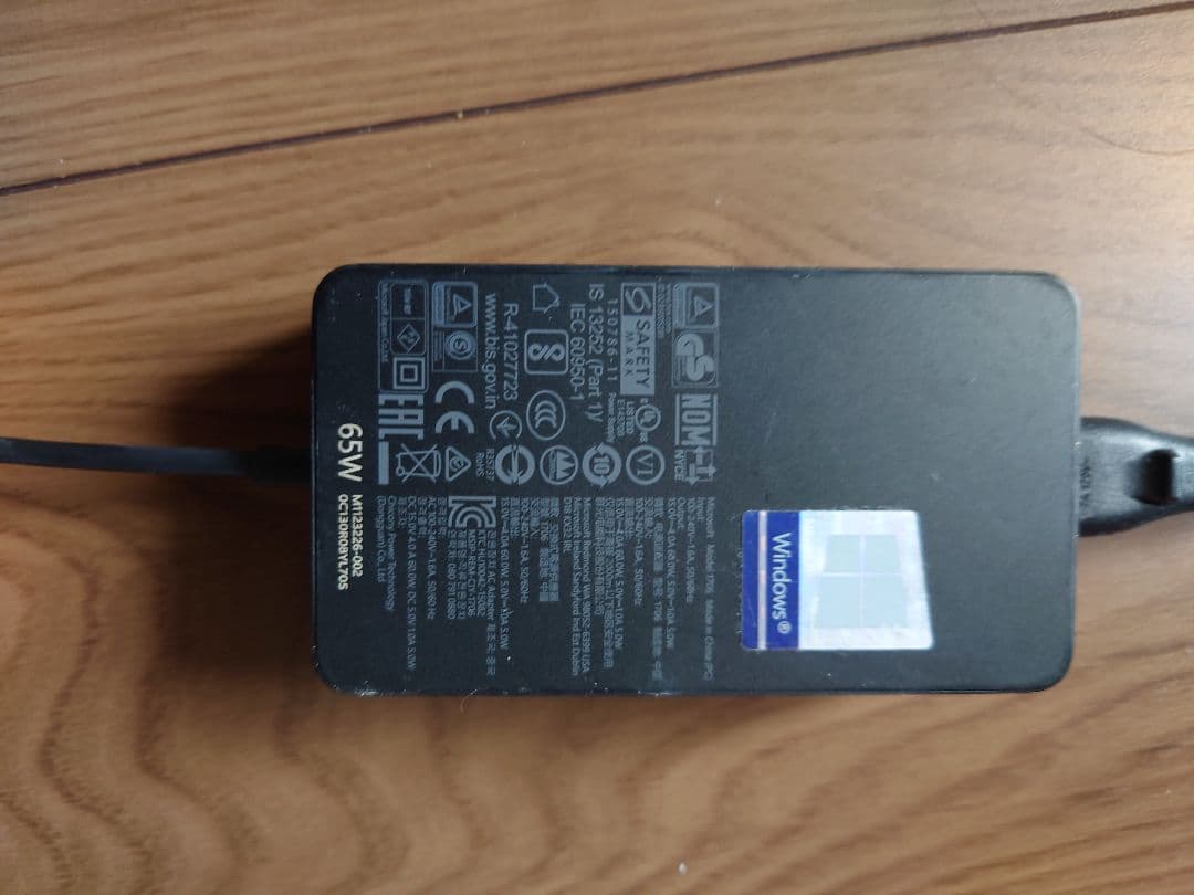 【ゆきひら】Microsoft Surface 4 Pro 本体