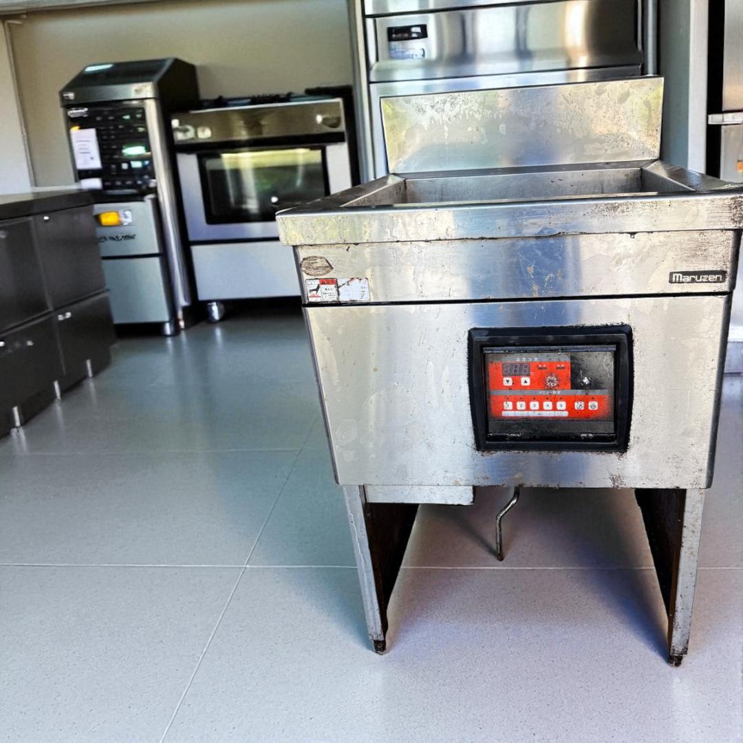 マルゼン 業務用 電気フライヤー デジタル温度設定タイプ 現状品 大型 厨房機器