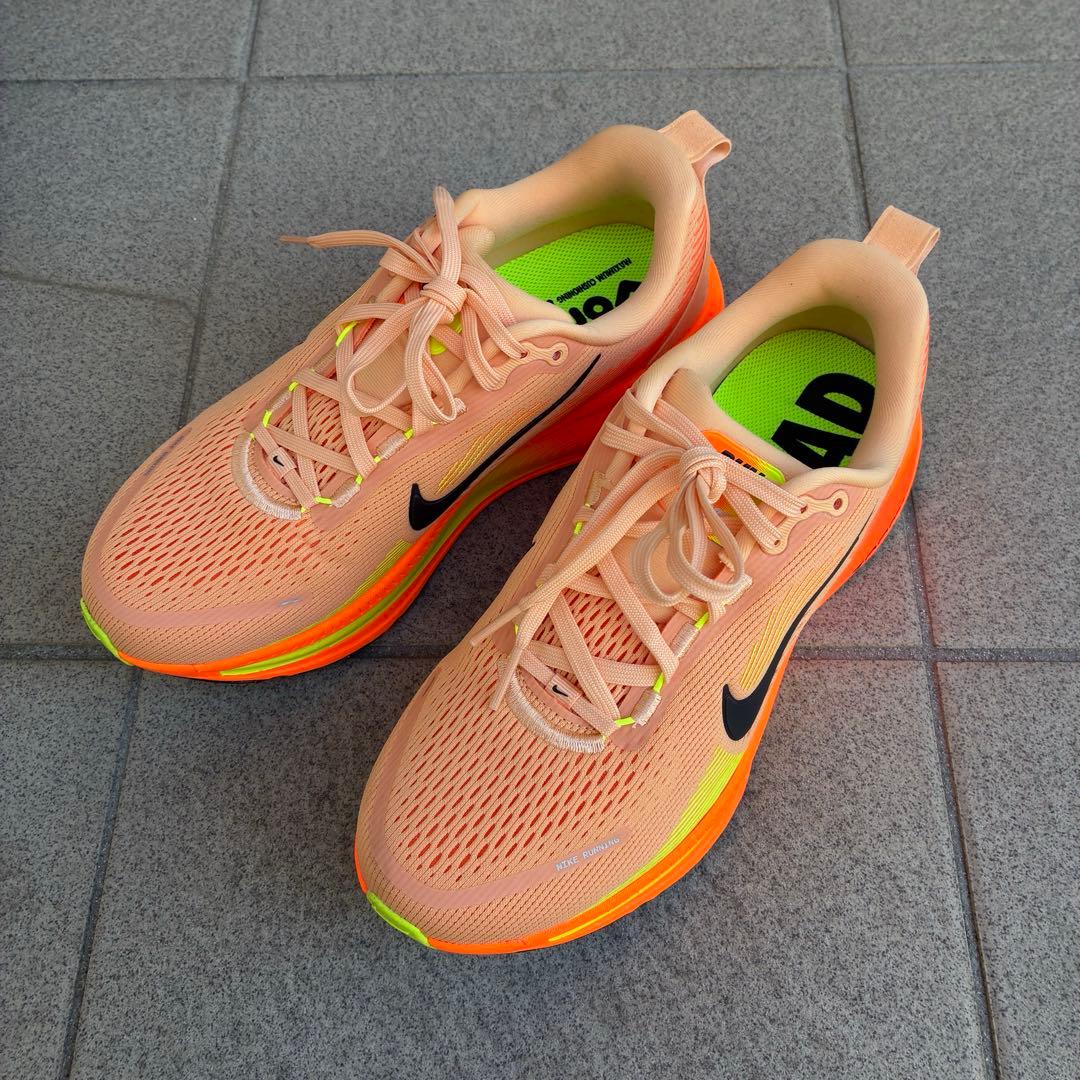 ナイキ ボメロ18 25cm