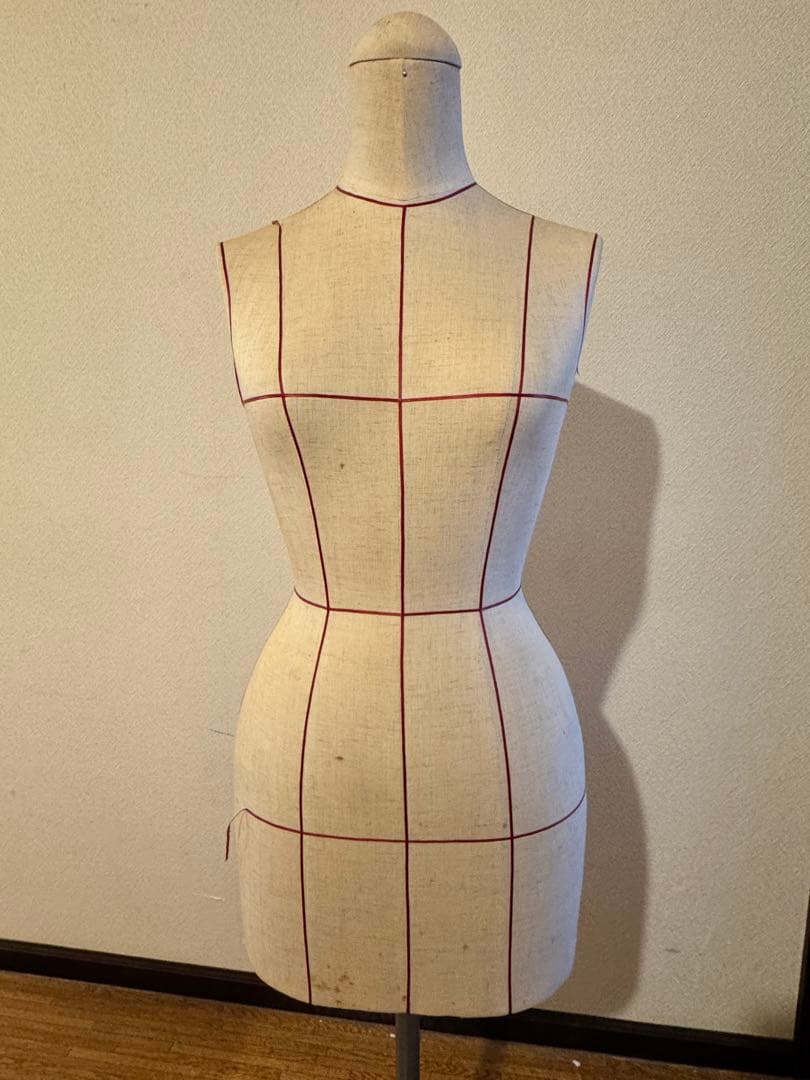 か*読様 東京キイヤ　トルソー　ガイドライン入り