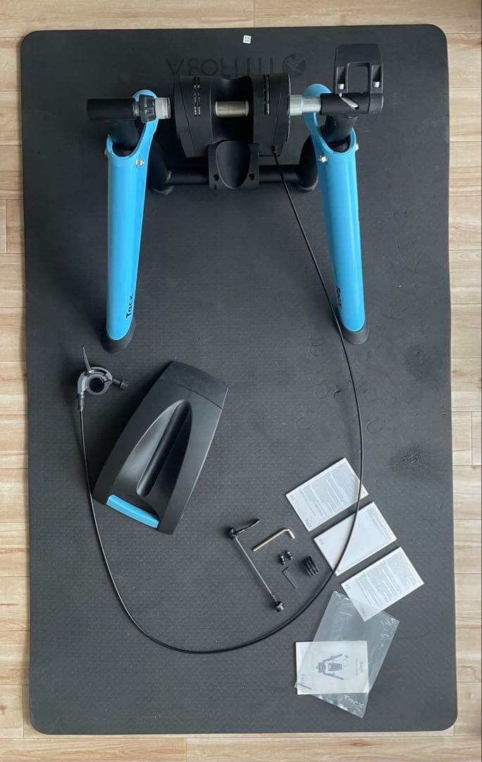 Tacx Boost 室内トレーナー ロードバイク用 負荷調整 マット付